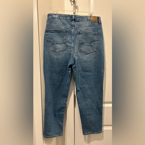 American Eagle Curvy Mom Jean - Picture 2 of 6